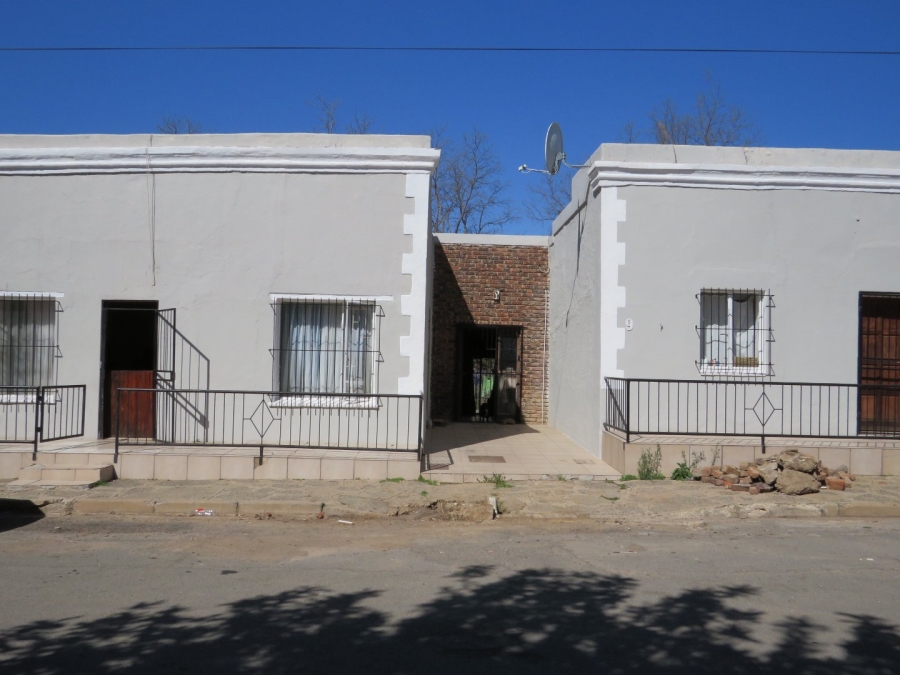 5 Bedroom Property for Sale in Colesberg Northern Cape